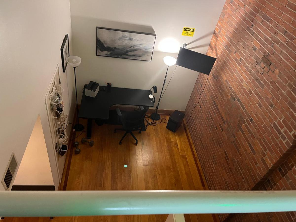 Full Loft-Style Apartment Near Omni Нью-Гейвен Екстер'єр фото