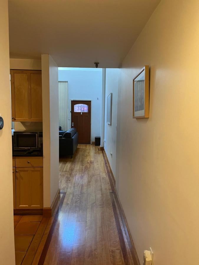 Full Loft-Style Apartment Near Omni Нью-Гейвен Екстер'єр фото