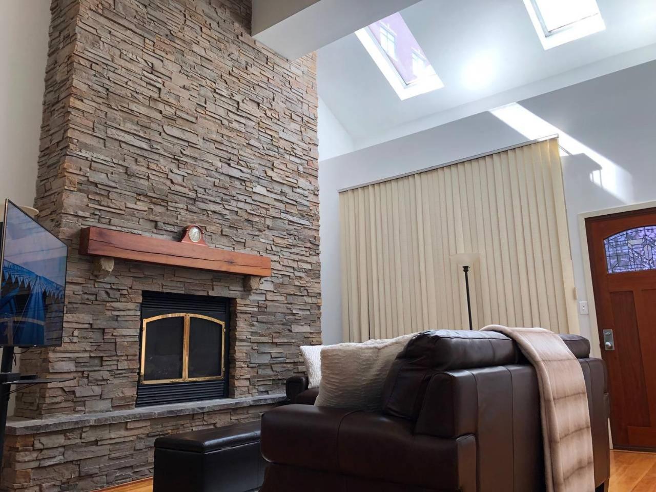 Full Loft-Style Apartment Near Omni Нью-Гейвен Екстер'єр фото